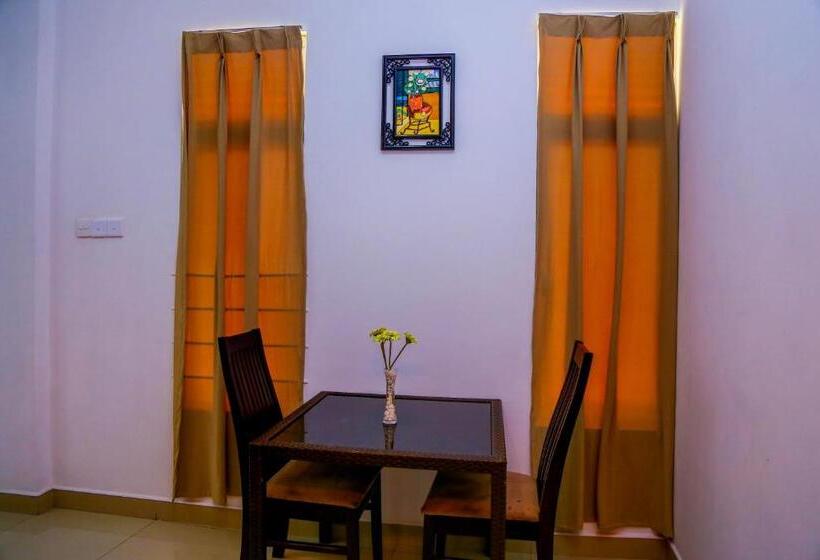 مبيت وإفطار Niwahana Transit City