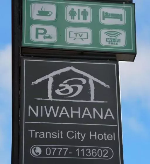 Aamiaismajoitus (B&B) Niwahana Transit City
