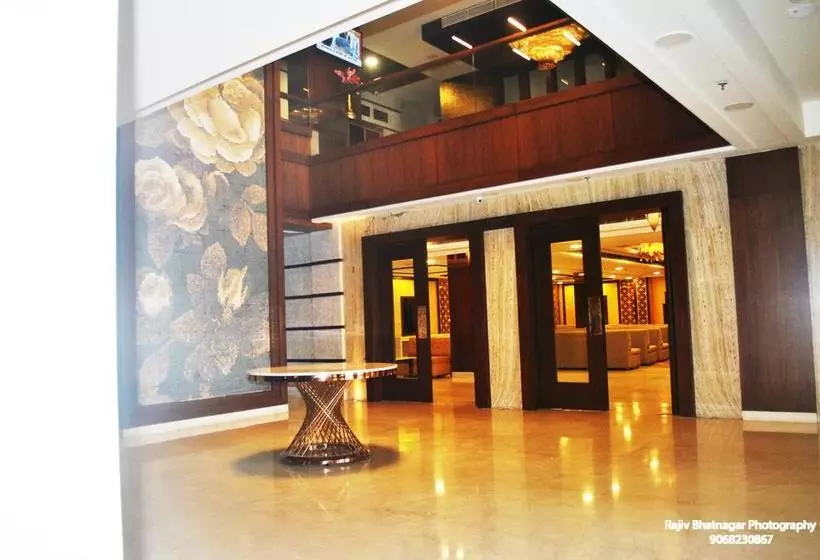 ホテル Broadway Inn
