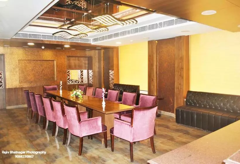 ホテル Broadway Inn