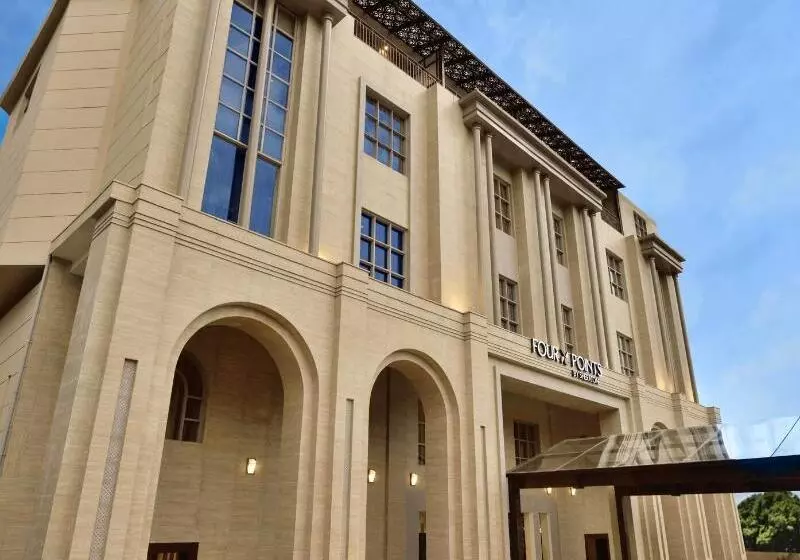 Hotelli Four Points By Sheraton Srinagar