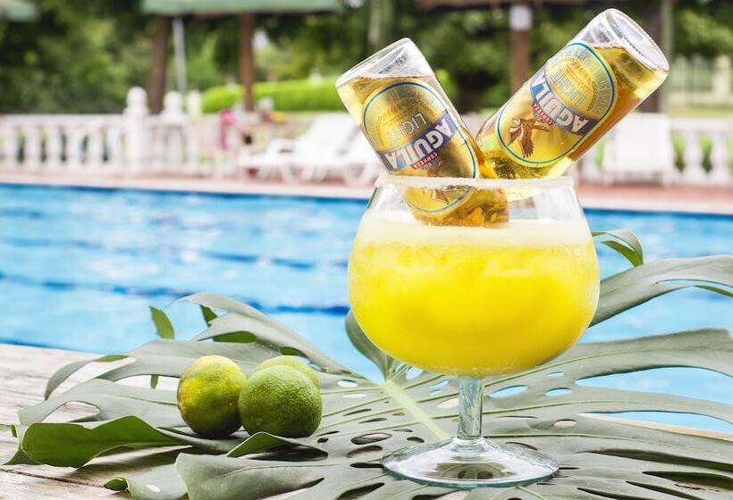 ホテル Hostería Bohios