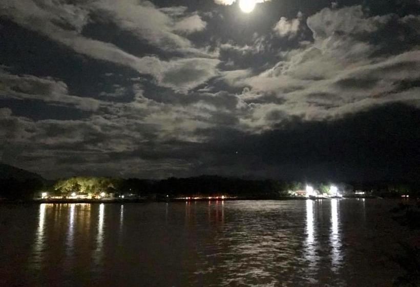 Hotel Khong River View