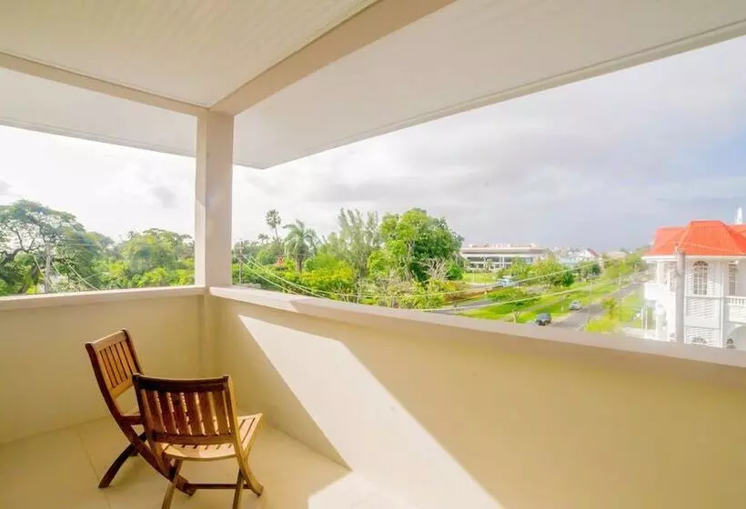 King S Hotel & Residences