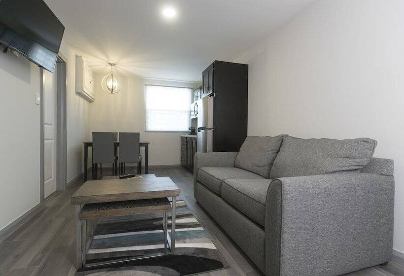 King S Hotel & Residences