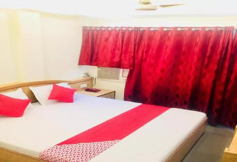 ホテル New Uttam Hira Palace
