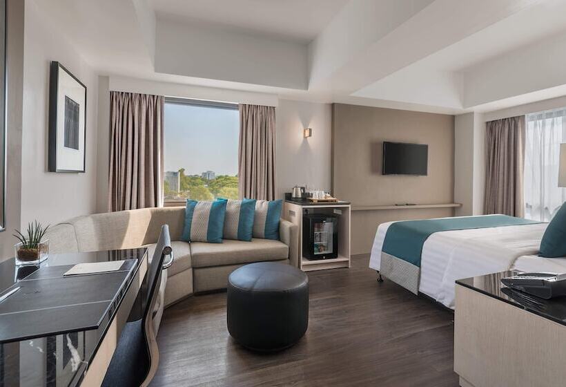 فندق Seda Capitol Central