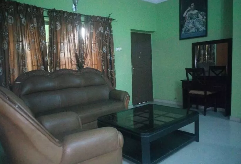 هتل Sylvia S Place