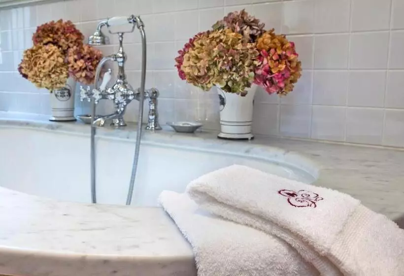 ベッドアンドブレックファースト Chambre D'hôtes Château Gigognan