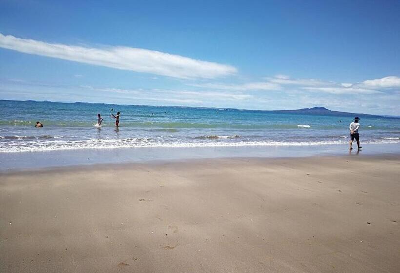 Bed and Breakfast Harbour View Guesthouse