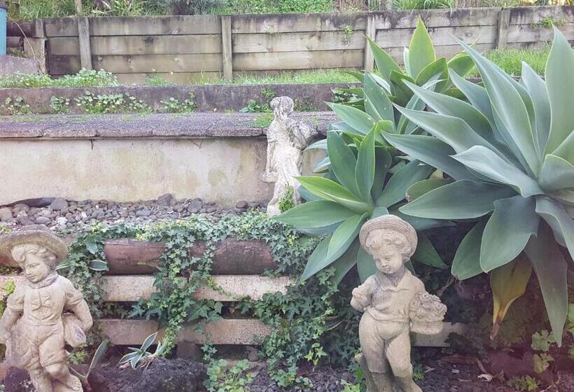 Bed and Breakfast Harbour View Guesthouse