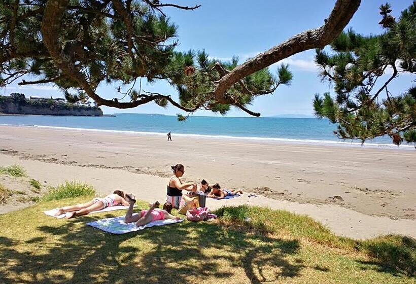 Bed and Breakfast Harbour View Guesthouse