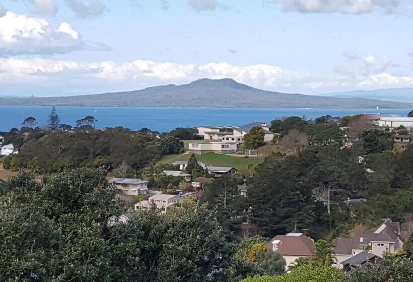 Bed and Breakfast Harbour View Guesthouse