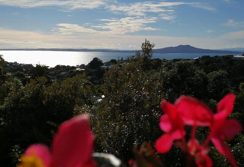 Bed and Breakfast Harbour View Guesthouse