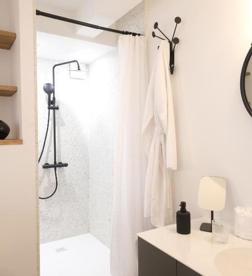 Bed And Breakfast Shandita