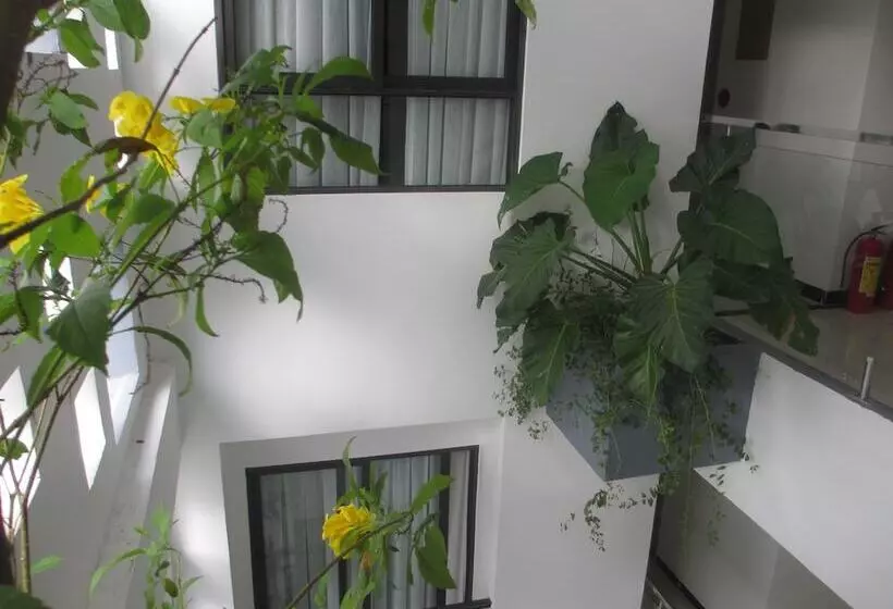 هتل Ale Nha Trang