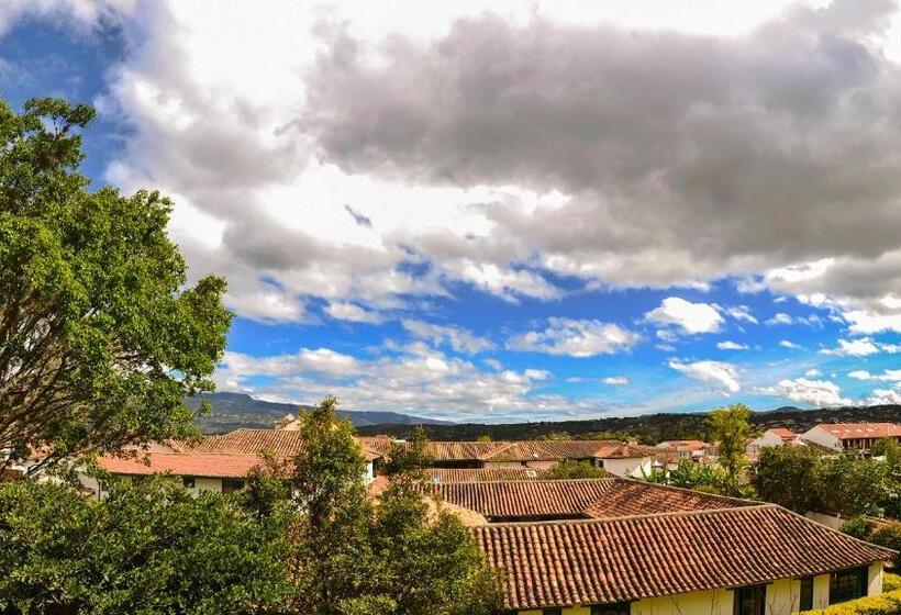 호텔 Fontana Plaza