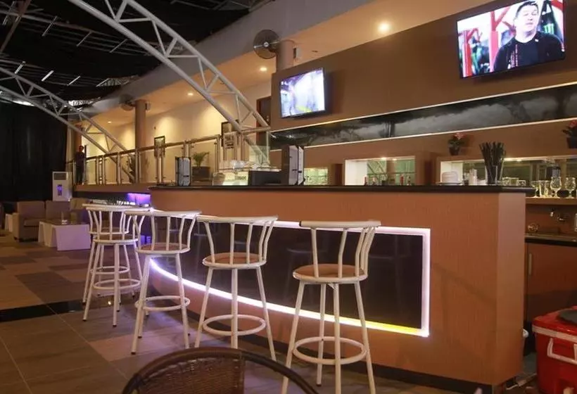 ホテル Royal Suite