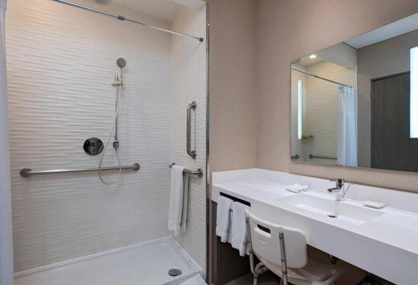 Ac Hotels By Marriott Guatemala City