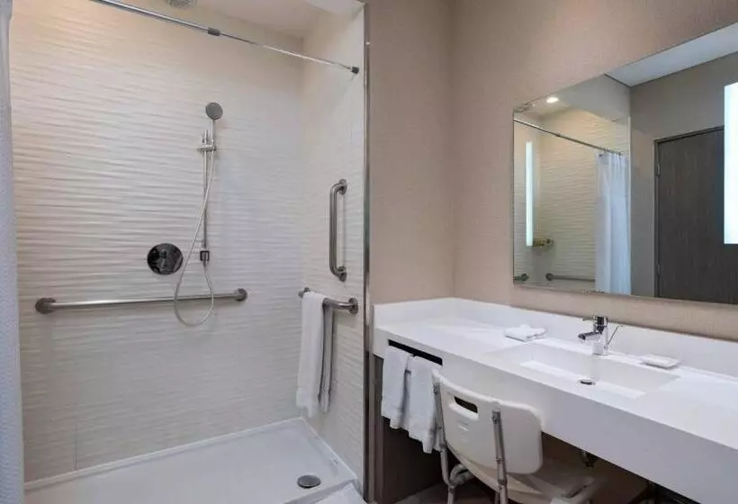 Ac Hotel By Marriott Guatemala City
