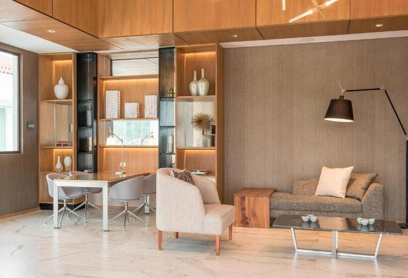 Ac Hotels By Marriott Guatemala City