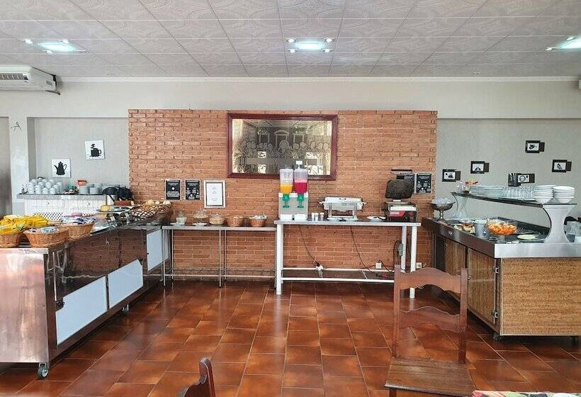 酒店 Ancona Center