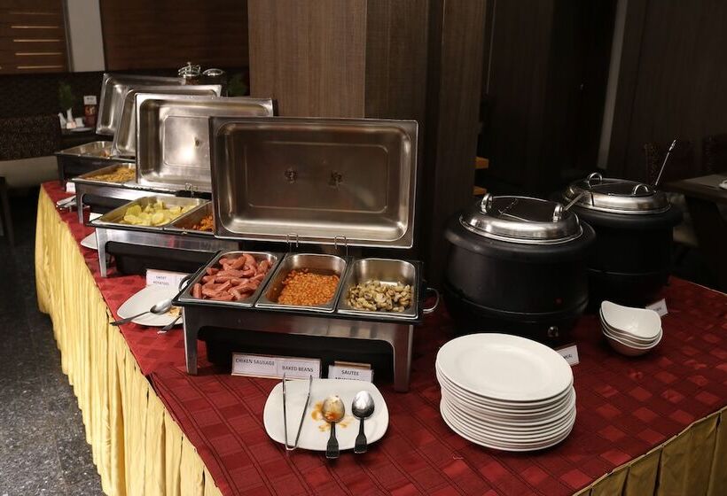 هتل Best Western Plus By Bayse Ltd