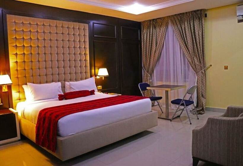 هتل Best Western Plus By Bayse Ltd