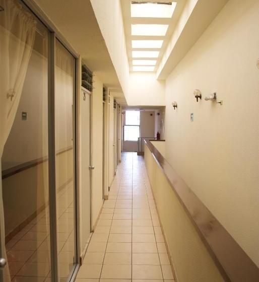 هتل Centric Chihuahua