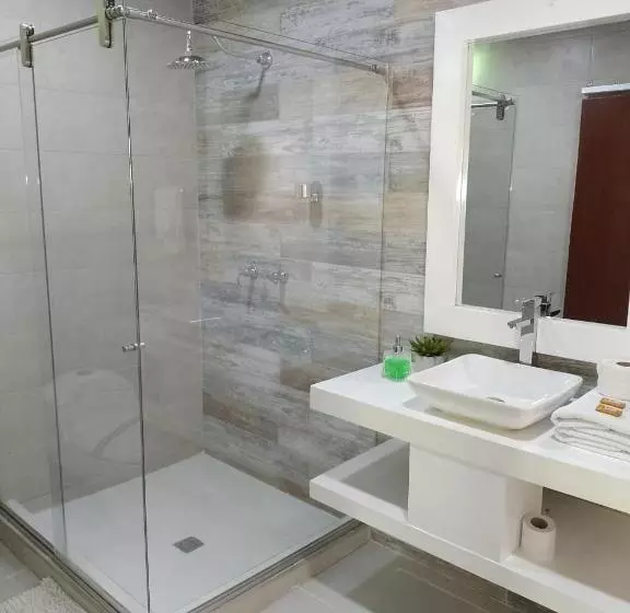 Hotelli Colonial Andino   Parque Principal De Pitalito