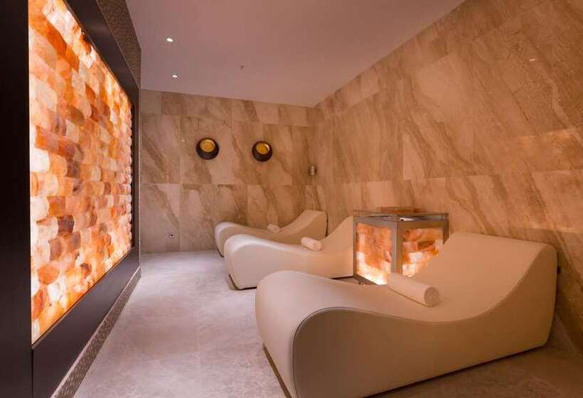 هتل Hilton Astana