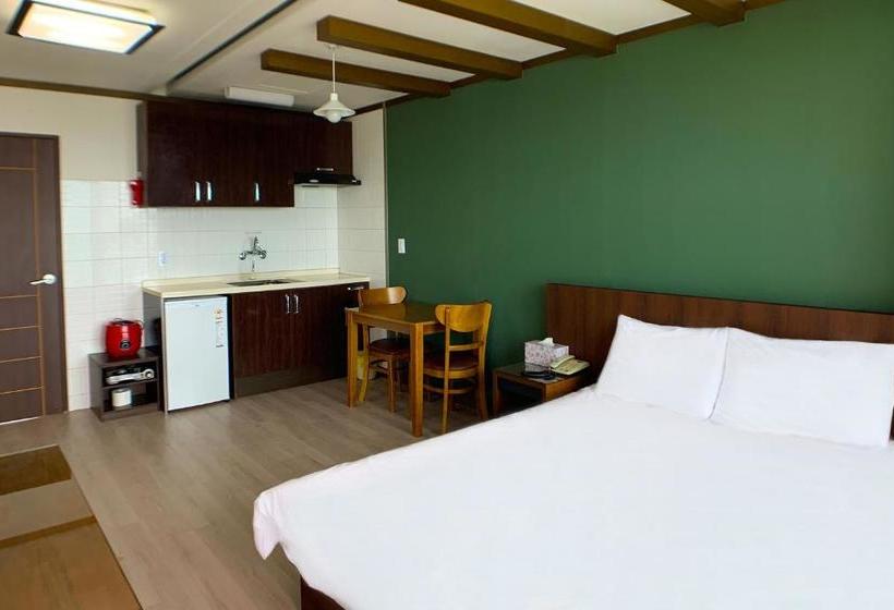 فندق على الطريق Beachvill Condotel