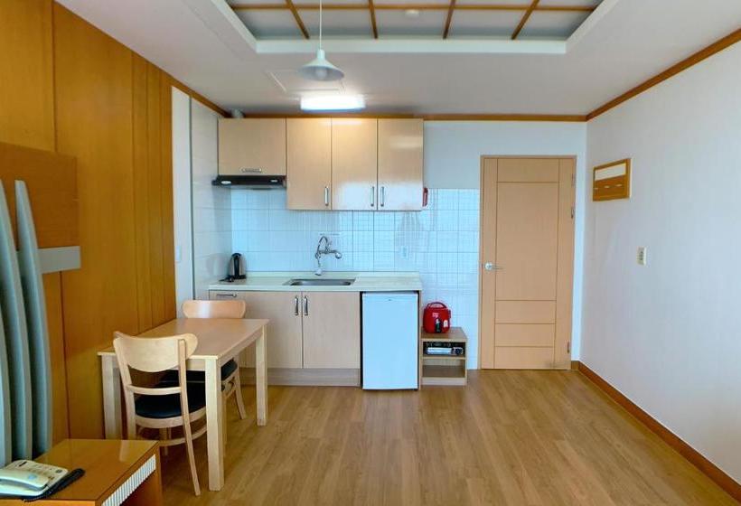 فندق على الطريق Beachvill Condotel