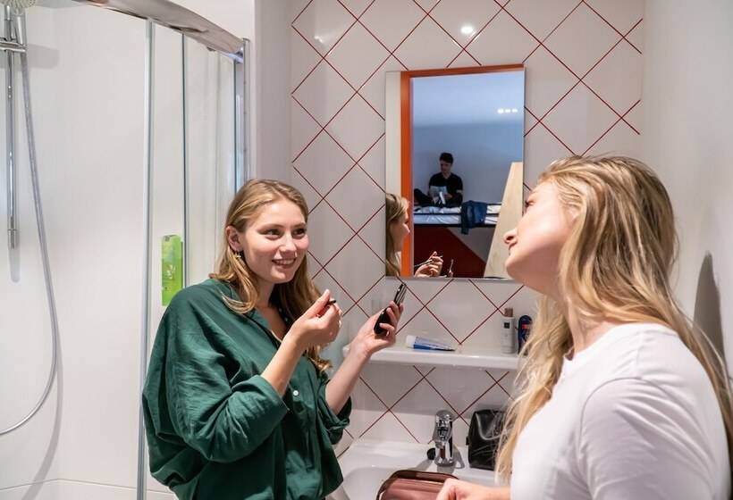 旅馆 Via Amsterdam