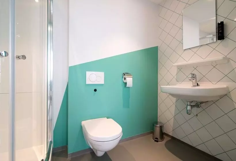 ユースホステル Via Amsterdam