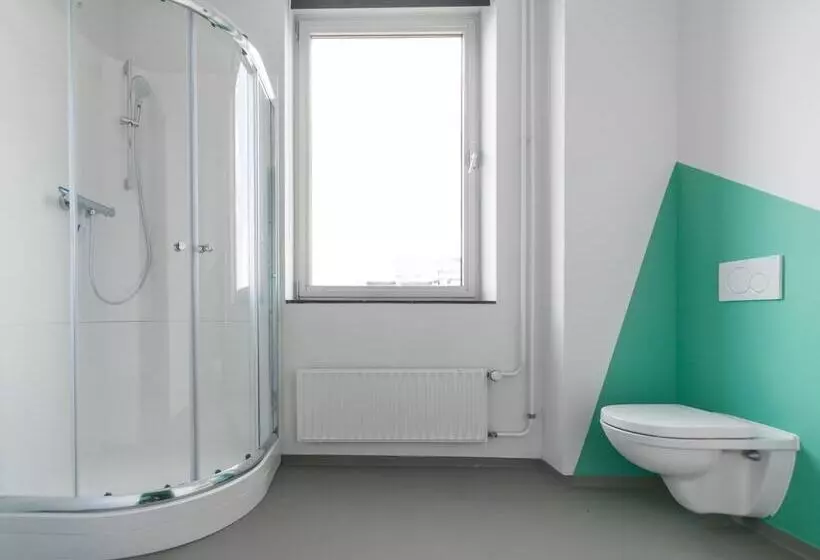 ユースホステル Via Amsterdam