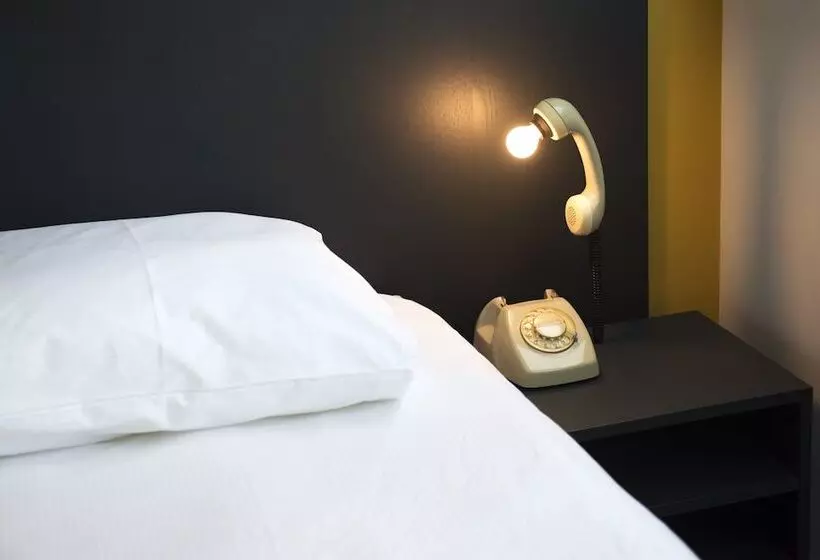 ユースホステル Via Amsterdam