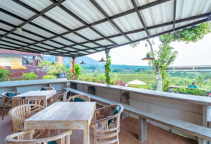 تختخواب و صبحانه Bhuana Agung Villa And Restaurant