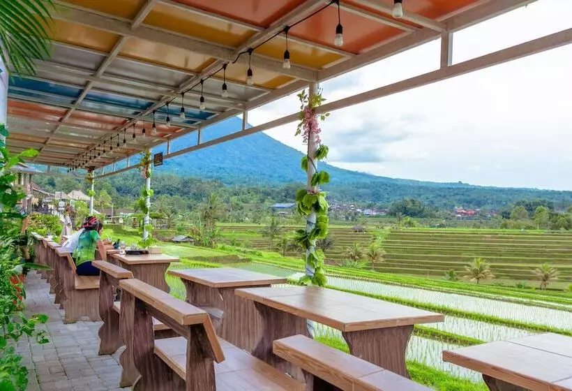 تختخواب و صبحانه Bhuana Agung Villa And Restaurant