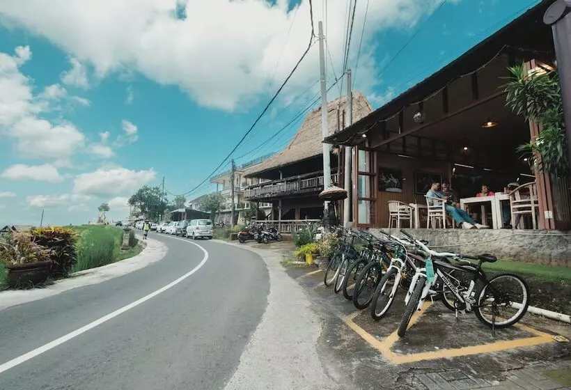 تختخواب و صبحانه Bhuana Agung Villa And Restaurant