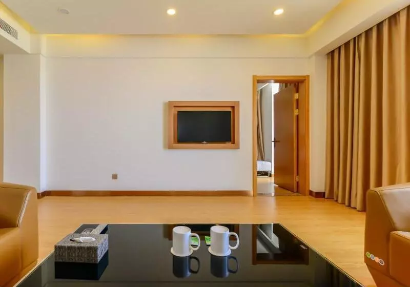 Hotelli Greentree Inn Wuhu Fangte Forth Phase Wanchun Fortune Plaza Business