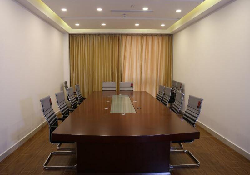 Otel Greentree Inn Wuhu Fangte Forth Phase Wanchun Fortune Plaza Business