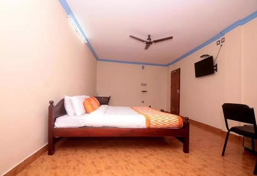 Hotelli Oyo 6711 Geojo Residency