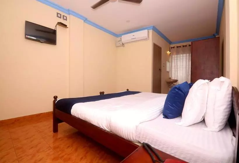 Hotelli Oyo 6711 Geojo Residency