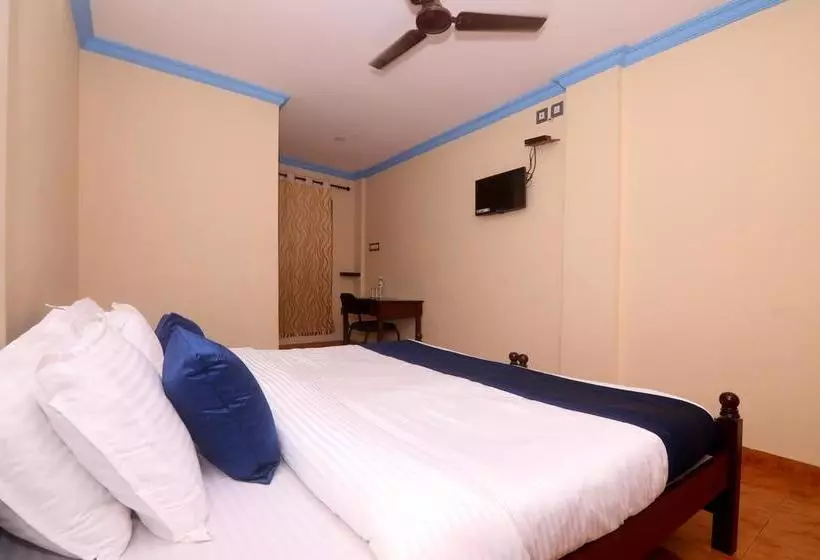 Hotelli Oyo 6711 Geojo Residency