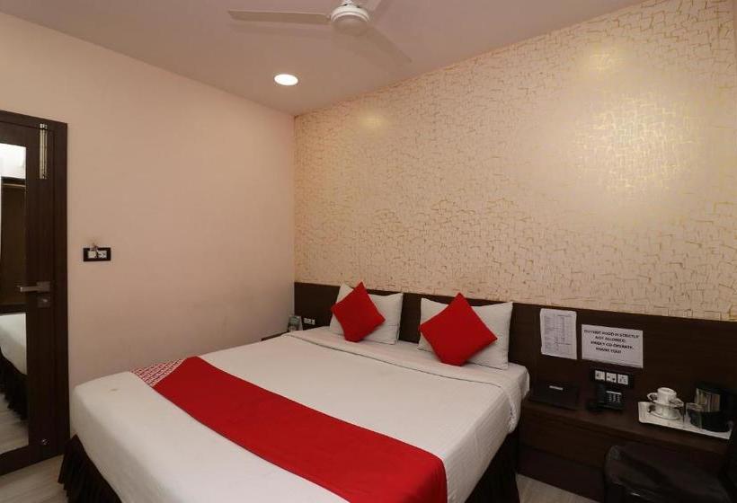 Hotel Capital O 14524 Platinum Solitaire