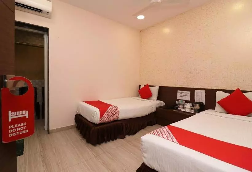 هتل Capital O 14524 Platinum Solitaire