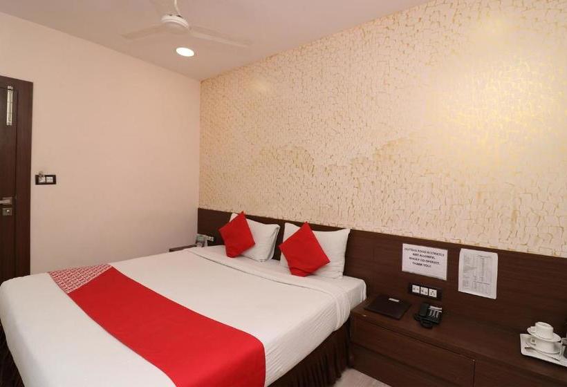 Hotel Capital O 14524 Platinum Solitaire