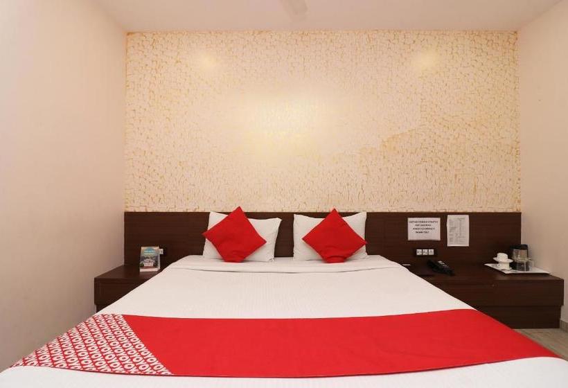 Hotel Capital O 14524 Platinum Solitaire