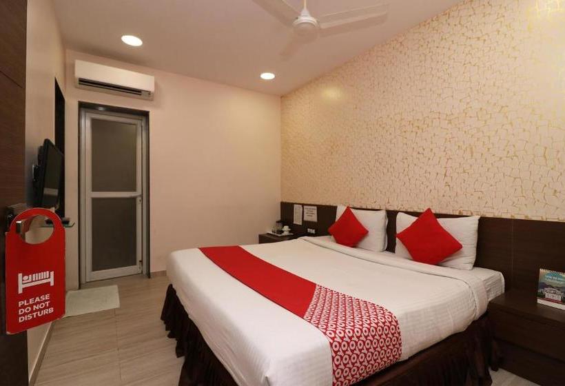 Hotel Capital O 14524 Platinum Solitaire